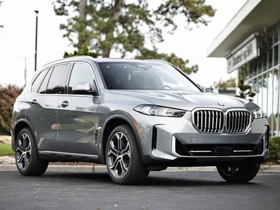New 2026 BMW X5 sDrive40i w/ Premium Package