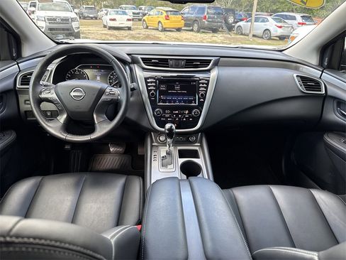 Certified 2024 Nissan Murano SV w/ SV Midnight Edition Package image 25
