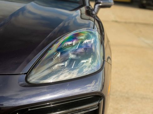 Used 2019 Porsche Cayenne Turbo image 59