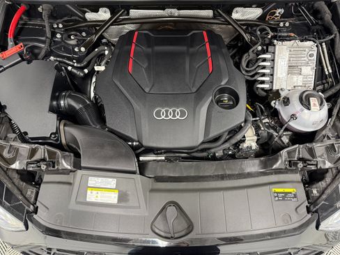 Used 2023 Audi SQ5 Prestige w/ Prestige Package AWD/4WD image 41