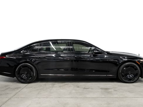 Used 2024 Mercedes-Benz Maybach S 680 4MATIC image 40
