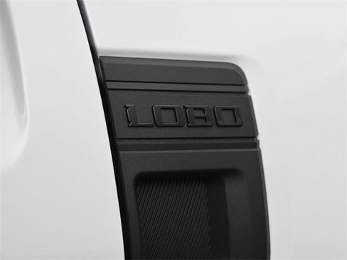 Used 2025 Ford Maverick Lobo image 38