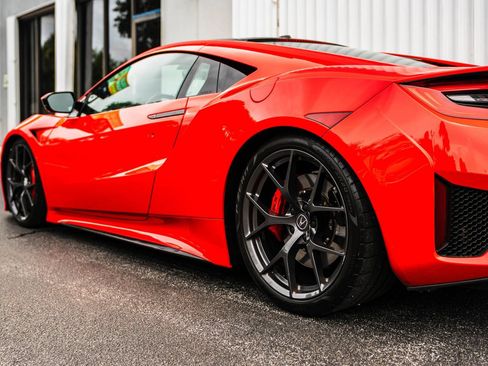 Used 2017 Acura NSX AWD/4WD image 7