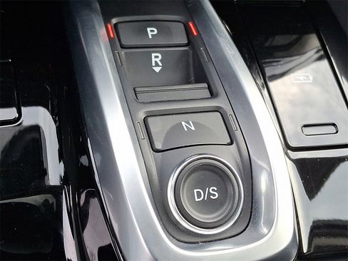 Used 2023 Acura MDX SH-AWD w/ Technology Package image 15