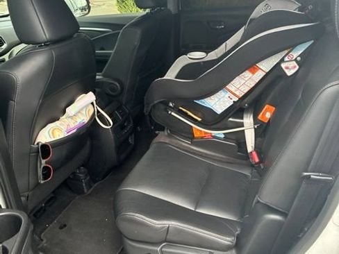 Used 2022 Honda Pilot Special Edition image 12