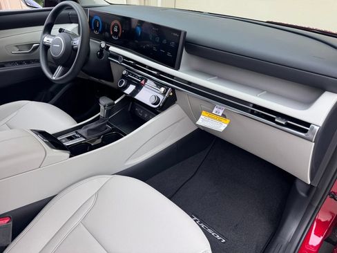 New 2026 Hyundai Tucson SEL Plus FWD image 17