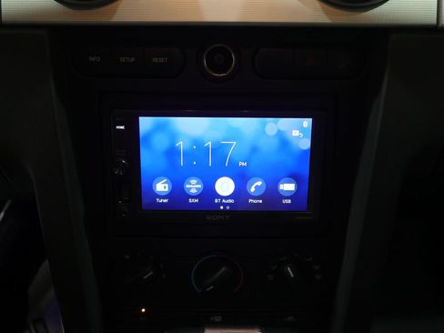 Used 2009 Ford Mustang Coupe RWD image 21
