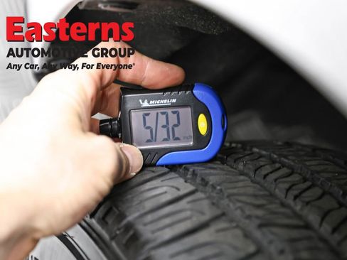 Used 2022 Ford Maverick XL w/ Equipment Group 100A Standard image 27