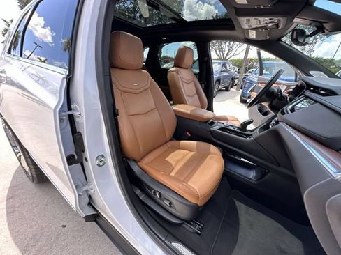 Certified 2024 Cadillac XT5 Premium Luxury w/ Technology Package FWD image 33