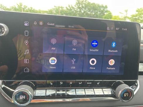 Used 2025 Chevrolet Colorado Z71 w/ Technology Package image 24