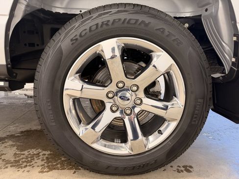 Used 2023 Ford F150 Lariat w/ Equipment Group 502A High image 17