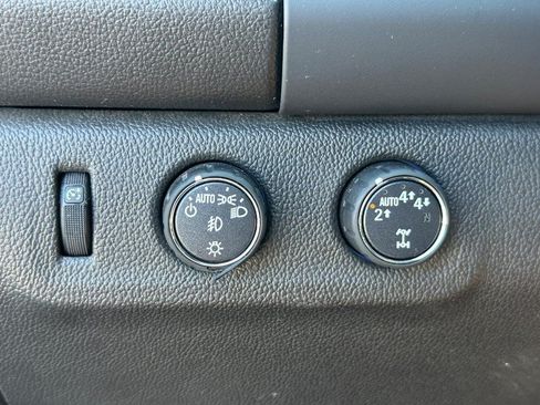 Used 2019 GMC Canyon SLE AWD/4WD image 23