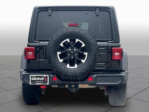 Used 2025 Jeep Wrangler Unlimited Rubicon image 5