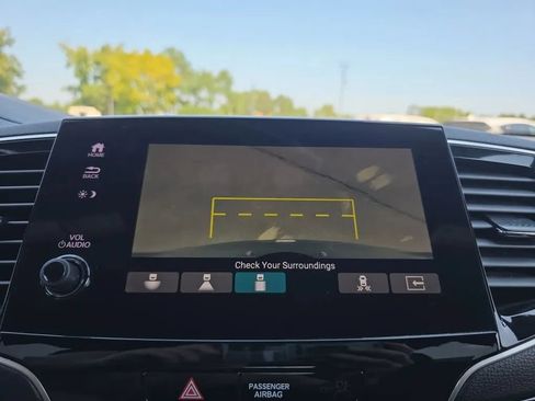 Used 2020 Honda Passport Touring image 38