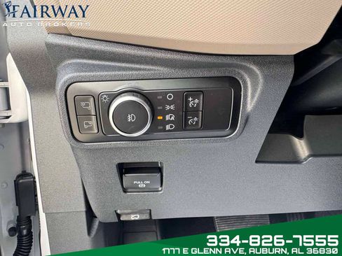 Used 2023 Ford Bronco Wildtrak image 16