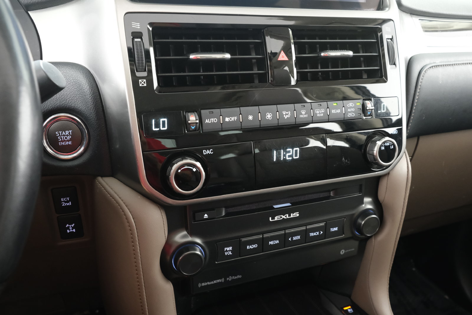 Used 2023 Lexus GX 460 Premium w/ Premium Package AWD/4WD image 21