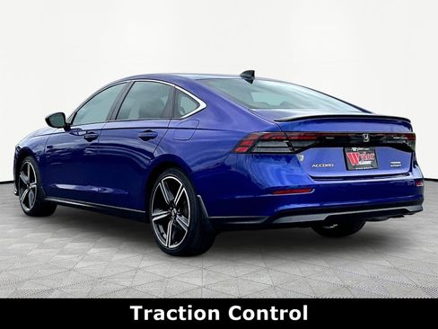 Used 2024 Honda Accord Sport image 4