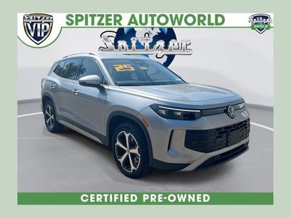 Used 2025 Volkswagen Tiguan SE
