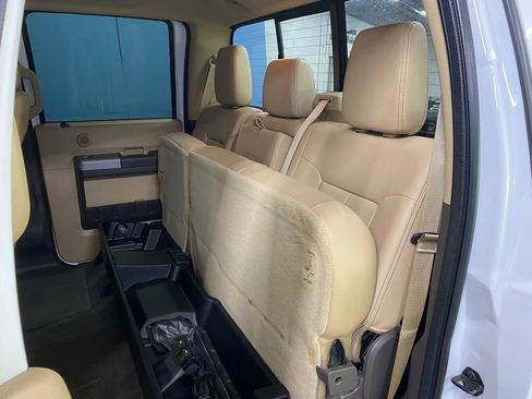 Used 2016 Ford F350 Lariat w/ Lariat Ultimate Package image 39