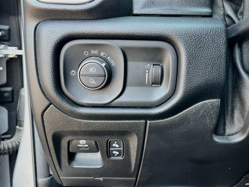 Used 2021 RAM 1500 Lone Star RWD image 10
