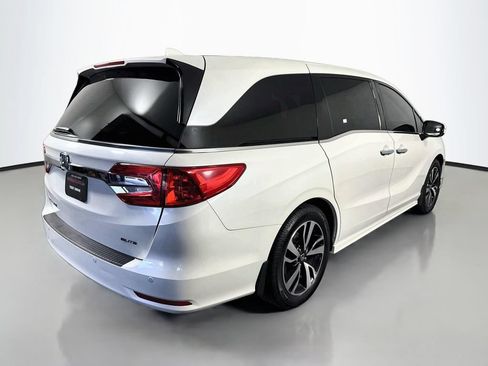 Used 2018 Honda Odyssey Elite image 5