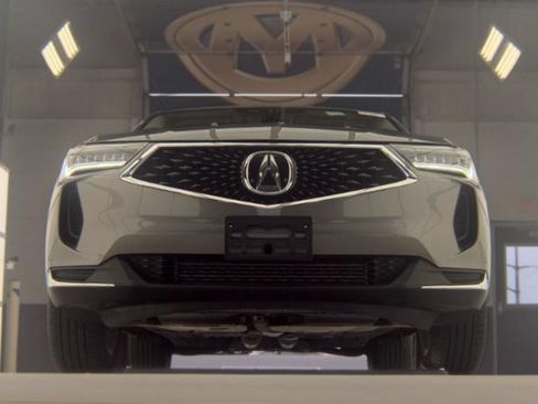Used 2024 Acura RDX SH-AWD image 3