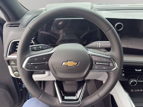 New 2026 Chevrolet Suburban Premier image 12