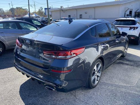 Used 2019 Kia Optima S image 3
