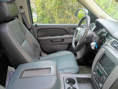 Used 2014 Chevrolet Tahoe LT w/ Suspension Package, Off-Road image 34