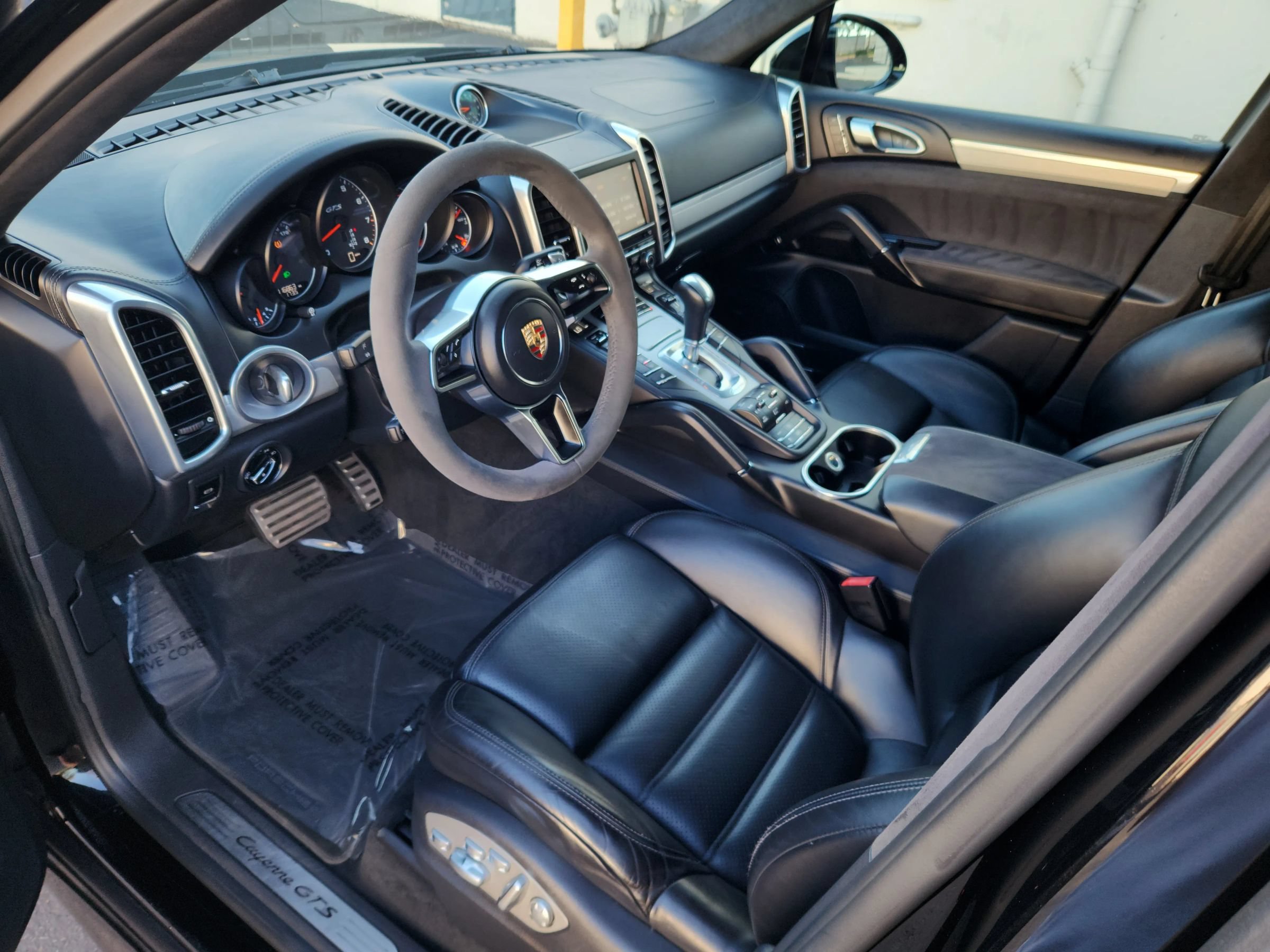 Used 2016 Porsche Cayenne GTS w/ Premium Package Plus AWD/4WD image 8