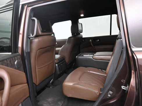 Used 2021 Nissan Armada Platinum w/ Captain's Chairs Package RWD image 11
