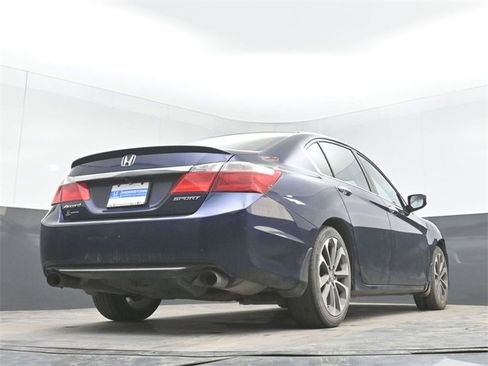 Used 2014 Honda Accord Sport image 33