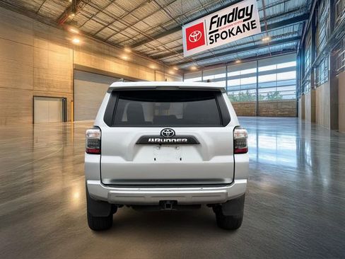 Certified 2023 Toyota 4Runner TRD Off-Road image 5