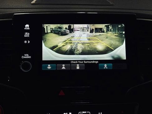 Used 2022 Honda Pilot Touring image 41