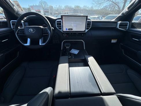 New 2025 Toyota Tundra Platinum image 13