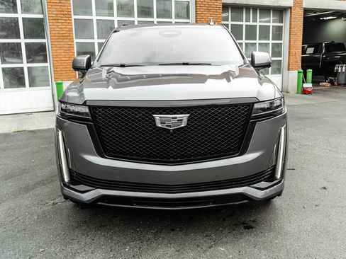 Used 2022 Cadillac Escalade Sport w/ Touring Package AWD/4WD image 35