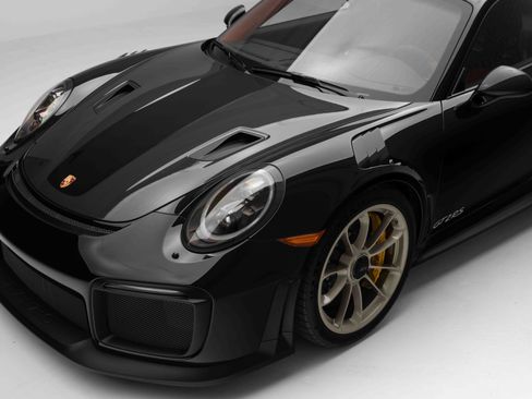 Used 2018 Porsche 911 GT2 RS image 41