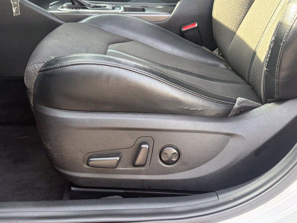 Used 2018 Kia Optima S w/ Panoramic Sunroof Package FWD image 8