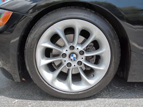 Used 2003 BMW Z4 2.5i image 10