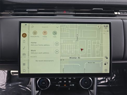 Used 2023 Land Rover Range Rover SE image 23