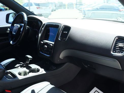 Used 2018 Dodge Durango R/T w/ Technology Group image 40