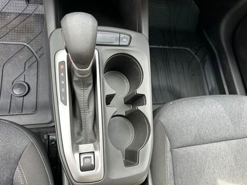 Used 2024 Chevrolet Trax LS w/ LS Convenience Package FWD image 18