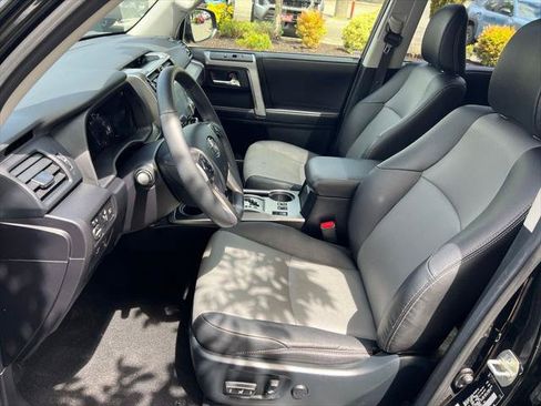 Certified 2022 Toyota 4Runner SR5 Premium w/ Moonroof Package AWD/4WD image 13
