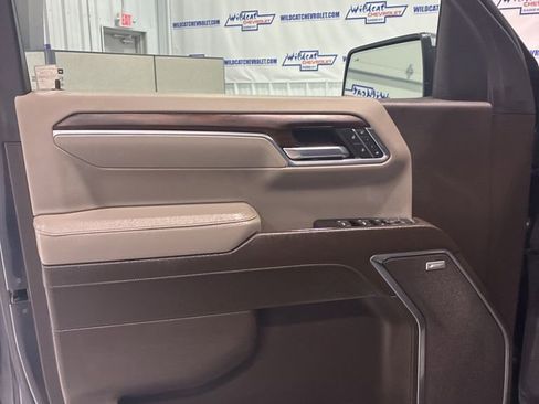 Used 2024 GMC Sierra 1500 SLT w/ SLT Premium Plus Package image 20