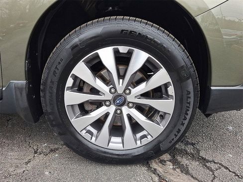 Used 2019 Subaru Outback 3.6R Touring image 8