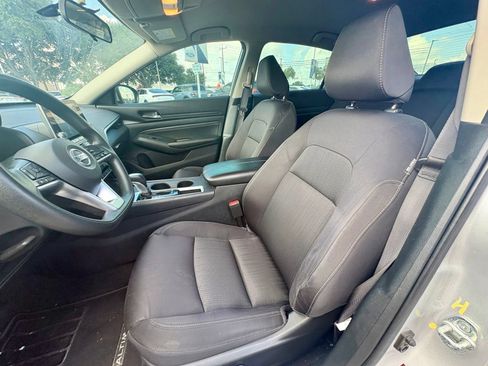 Used 2020 Nissan Altima 2.5 S FWD image 10