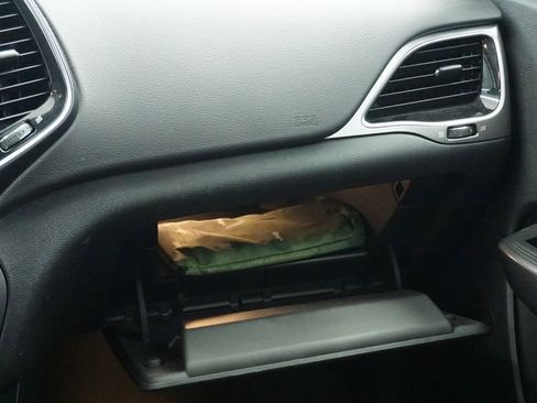 Certified 2019 Jeep Cherokee Limited w/ Trailer Tow Group image 26