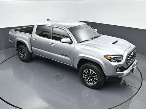 Certified 2023 Toyota Tacoma TRD Sport w/ Black Out Package (TMS) image 39