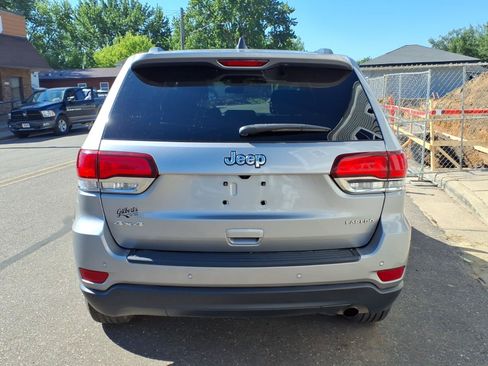 Used 2020 Jeep Grand Cherokee Laredo w/ Security & Convenience Group AWD/4WD image 7