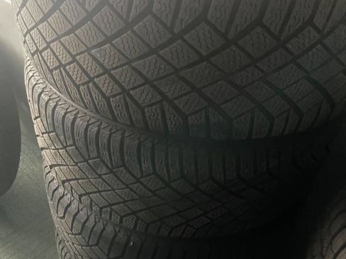 Used 2019 Porsche Cayenne Turbo w/ Sportdesign Package image 12